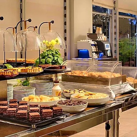 Hotel Nh Lingotto Congress Turin