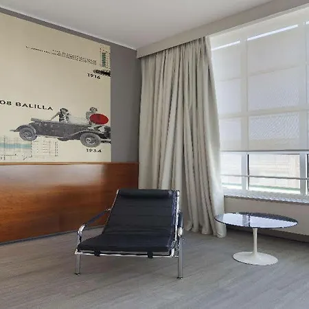 Nh Lingotto Congress Отель 4*