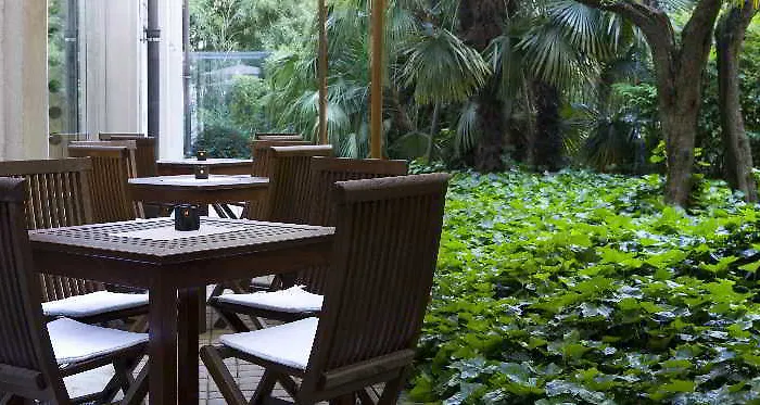 Nh リンゴット コングレス 4*