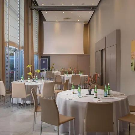 Otel Nh Lingotto Congress Torino