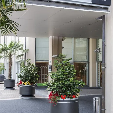 Otel Nh Lingotto Congress Torino
